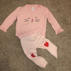 Baby GAP 6-12 month sweater set